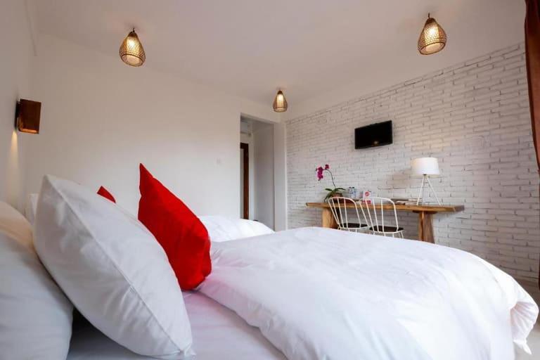 Surya Lombok Accommodation Selong Belanak Dış mekan fotoğraf